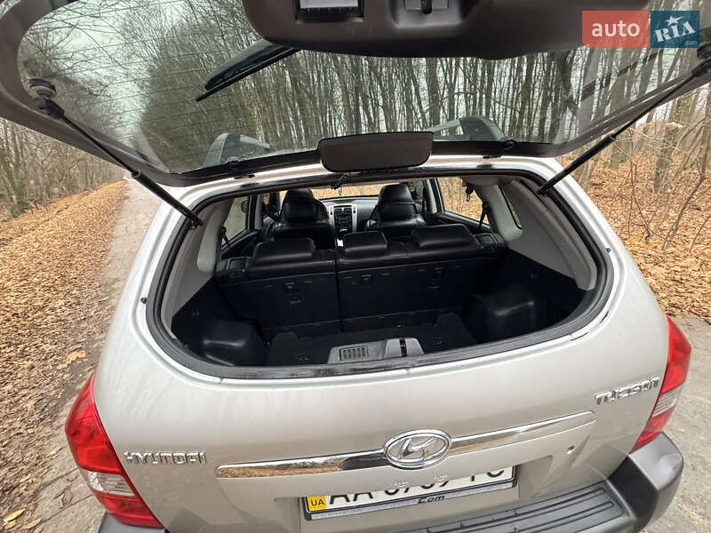 Внедорожник / Кроссовер Hyundai Tucson 2007 в Вороновице