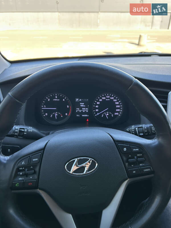 Внедорожник / Кроссовер Hyundai Tucson 2016 в Киеве