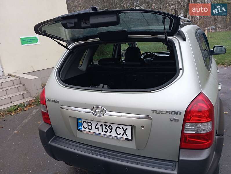 Внедорожник / Кроссовер Hyundai Tucson 2006 в Киеве