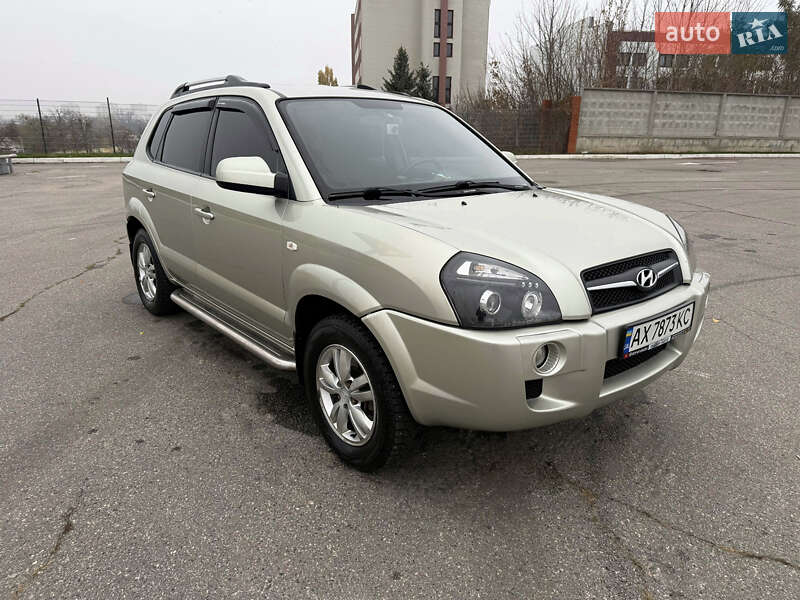Внедорожник / Кроссовер Hyundai Tucson 2009 в Харькове фото 7 Внедорожник / Кроссовер Hyundai Tucson 2009 в Харькове