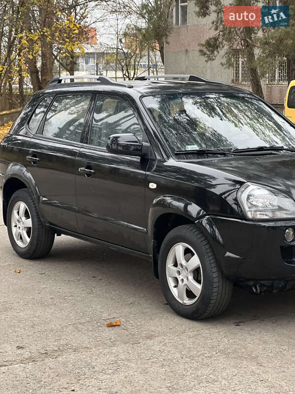 Внедорожник / Кроссовер Hyundai Tucson 2004 в Ровно