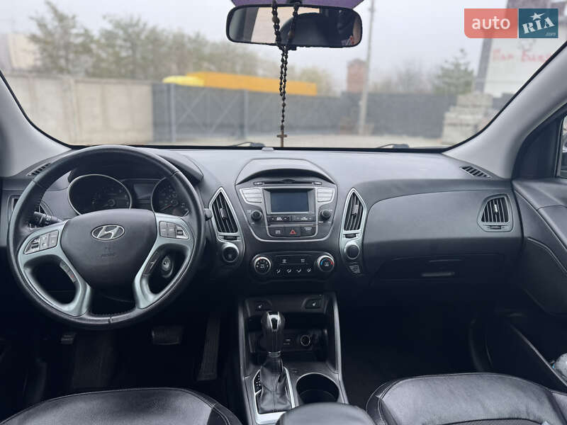 Внедорожник / Кроссовер Hyundai Tucson 2015 в Тернополе