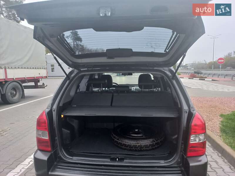 Внедорожник / Кроссовер Hyundai Tucson 2007 в Киеве фото 66 Внедорожник / Кроссовер Hyundai Tucson 2007 в Киеве
