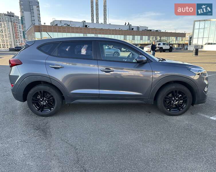 Внедорожник / Кроссовер Hyundai Tucson 2016 в Киеве фото 8 Внедорожник / Кроссовер Hyundai Tucson 2016 в Киеве