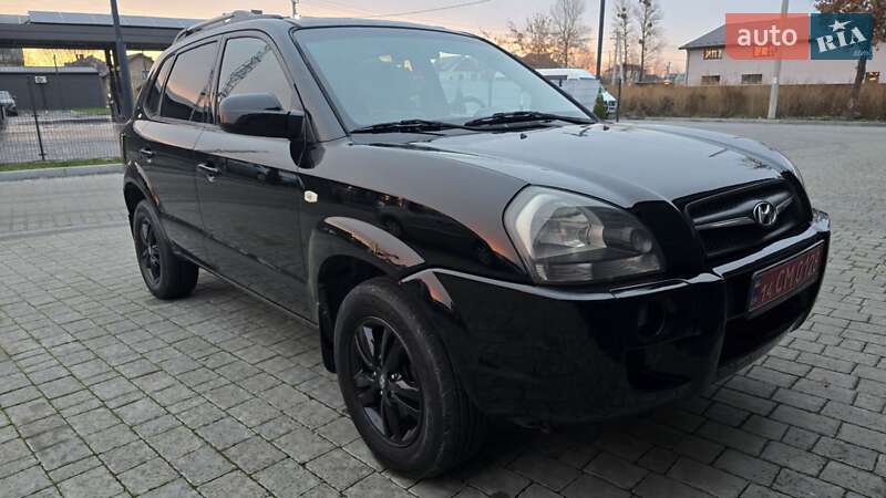 Внедорожник / Кроссовер Hyundai Tucson 2009 в Ивано-Франковске