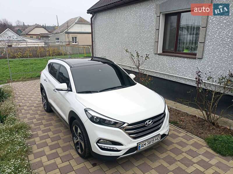 Внедорожник / Кроссовер Hyundai Tucson 2016 в Малине