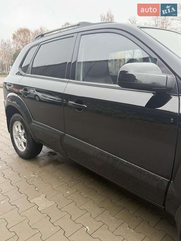 Позашляховик / Кросовер Hyundai Tucson 2009 в Білій Церкві фото 17 Позашляховик / Кросовер Hyundai Tucson 2009 в Білій Церкві