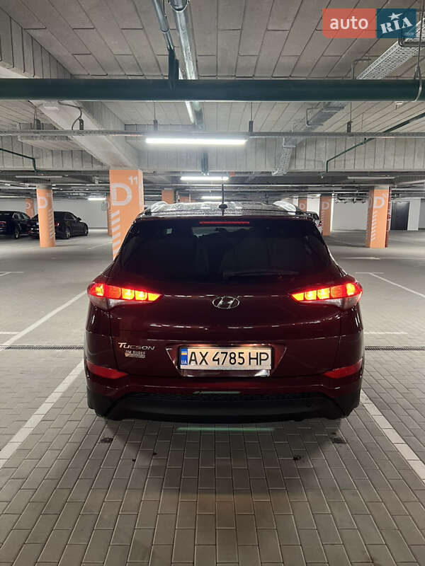 Внедорожник / Кроссовер Hyundai Tucson 2017 в Киеве
