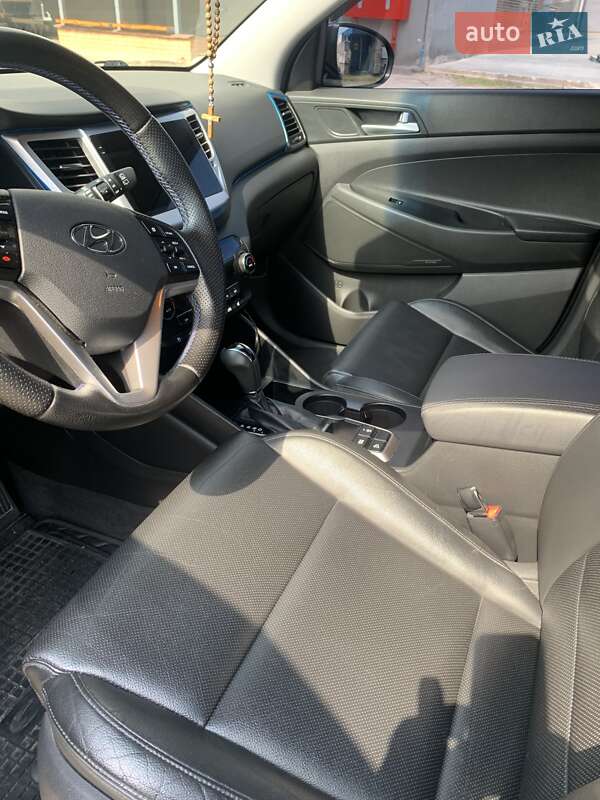 Внедорожник / Кроссовер Hyundai Tucson 2017 в Сумах