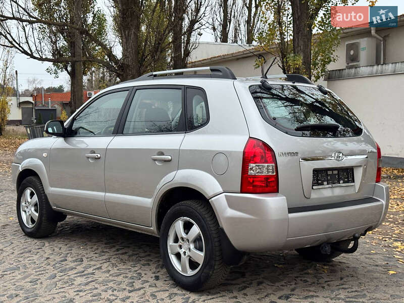 Внедорожник / Кроссовер Hyundai Tucson 2008 в Ахтырке фото 17 Внедорожник / Кроссовер Hyundai Tucson 2008 в Ахтырке