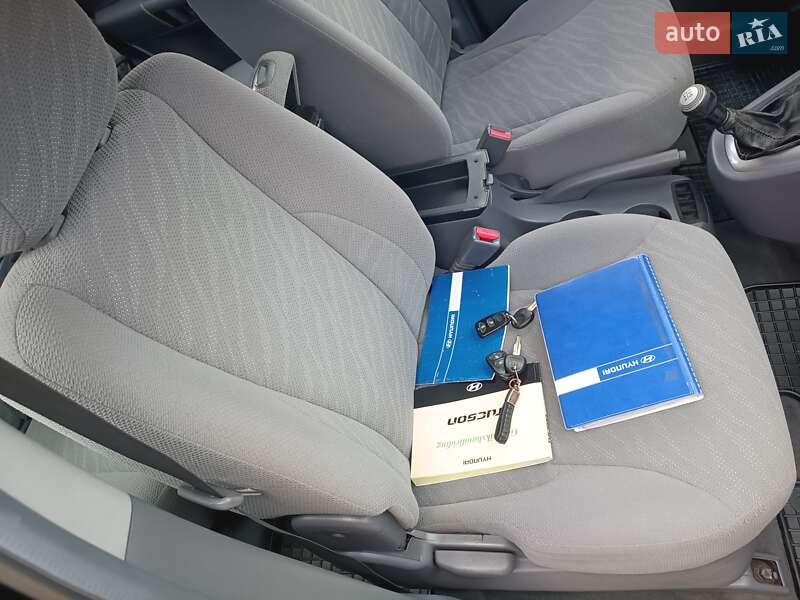 Внедорожник / Кроссовер Hyundai Tucson 2005 в Харькове фото 17 Внедорожник / Кроссовер Hyundai Tucson 2005 в Харькове