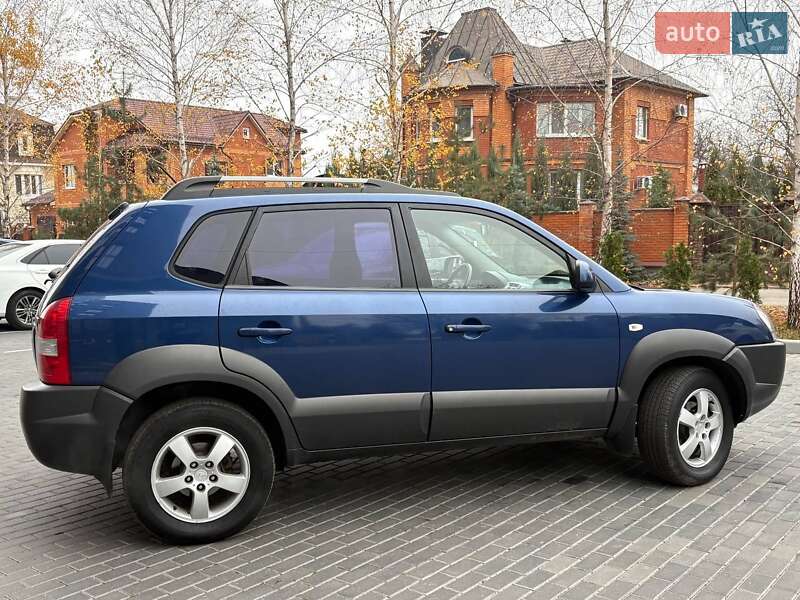Внедорожник / Кроссовер Hyundai Tucson 2007 в Полтаве фото 16 Внедорожник / Кроссовер Hyundai Tucson 2007 в Полтаве