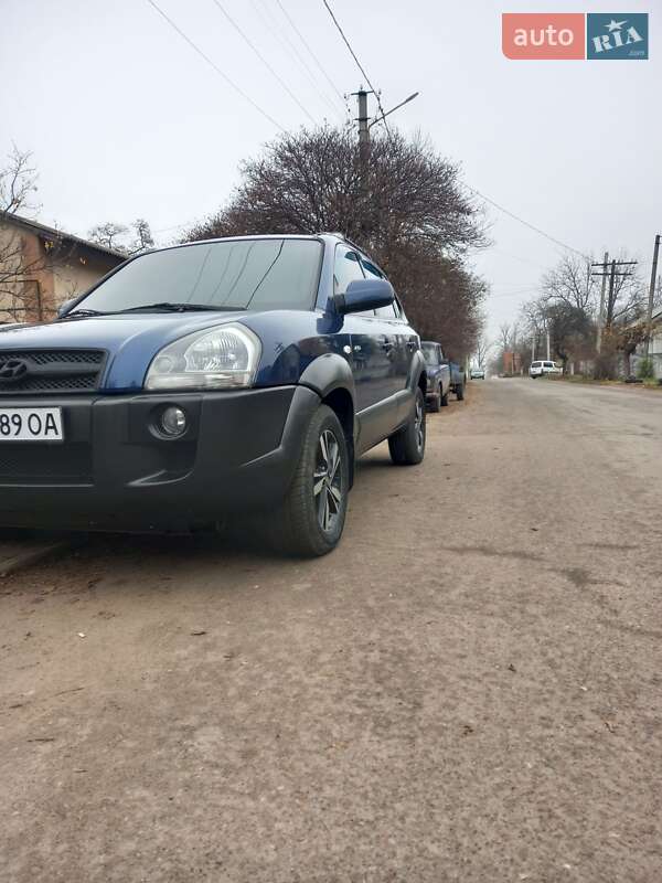 Внедорожник / Кроссовер Hyundai Tucson 2007 в Валках