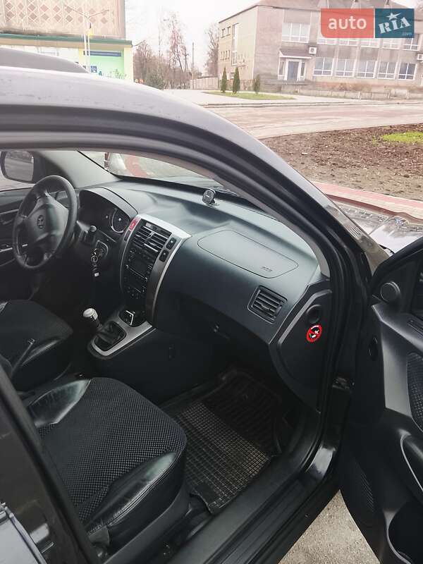 Позашляховик / Кросовер Hyundai Tucson 2011 в Любарі фото 7 Позашляховик / Кросовер Hyundai Tucson 2011 в Любарі