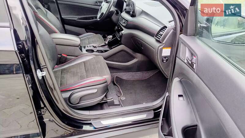 Позашляховик / Кросовер Hyundai Tucson 2020 в Львові