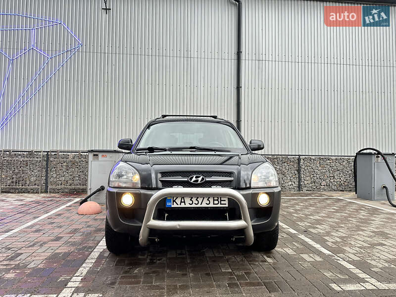 Внедорожник / Кроссовер Hyundai Tucson 2008 в Киеве фото Внедорожник / Кроссовер Hyundai Tucson 2008 в Киеве