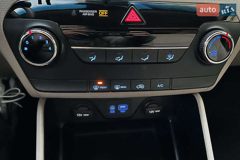 Внедорожник / Кроссовер Hyundai Tucson 2015 в Киеве