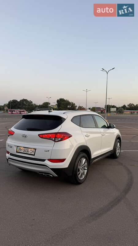 Внедорожник / Кроссовер Hyundai Tucson 2016 в Одессе