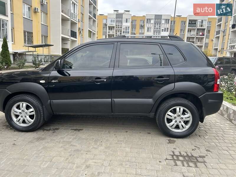 Внедорожник / Кроссовер Hyundai Tucson 2007 в Одессе фото Внедорожник / Кроссовер Hyundai Tucson 2007 в Одессе