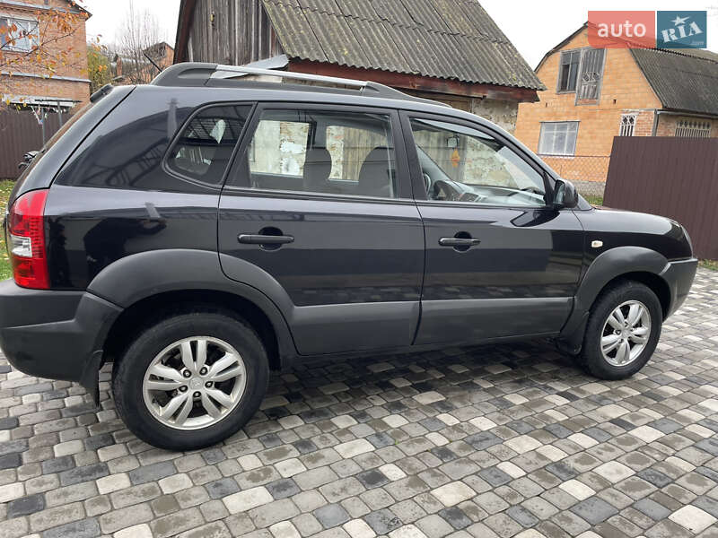Внедорожник / Кроссовер Hyundai Tucson 2009 в Лубнах фото 9 Внедорожник / Кроссовер Hyundai Tucson 2009 в Лубнах
