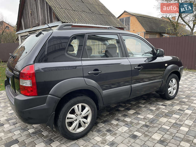 Внедорожник / Кроссовер Hyundai Tucson 2009 в Лубнах фото 13 Внедорожник / Кроссовер Hyundai Tucson 2009 в Лубнах