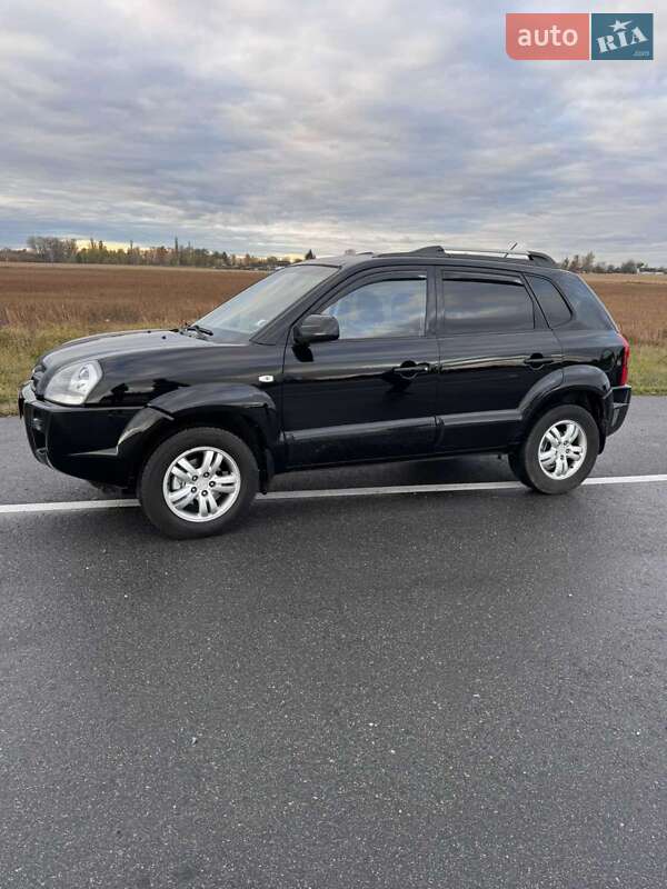 Внедорожник / Кроссовер Hyundai Tucson 2008 в Мене фото 21 Внедорожник / Кроссовер Hyundai Tucson 2008 в Мене