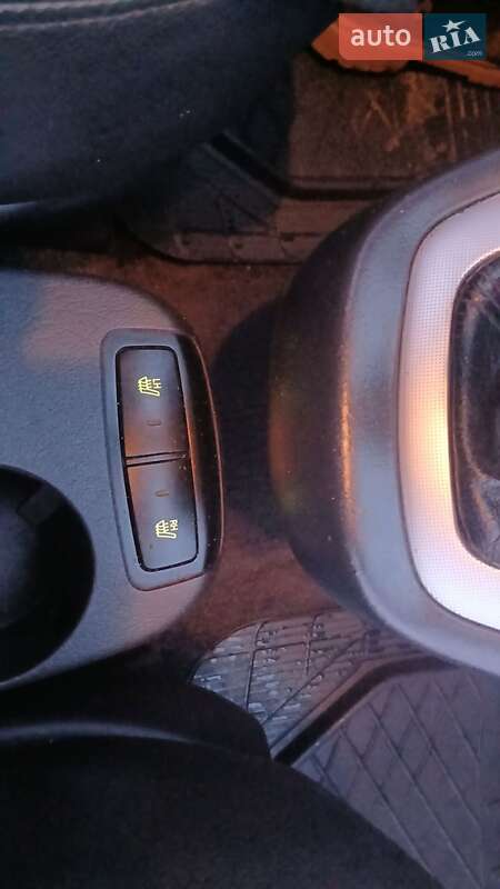 Внедорожник / Кроссовер Hyundai Tucson 2006 в Тернополе фото 32 Внедорожник / Кроссовер Hyundai Tucson 2006 в Тернополе