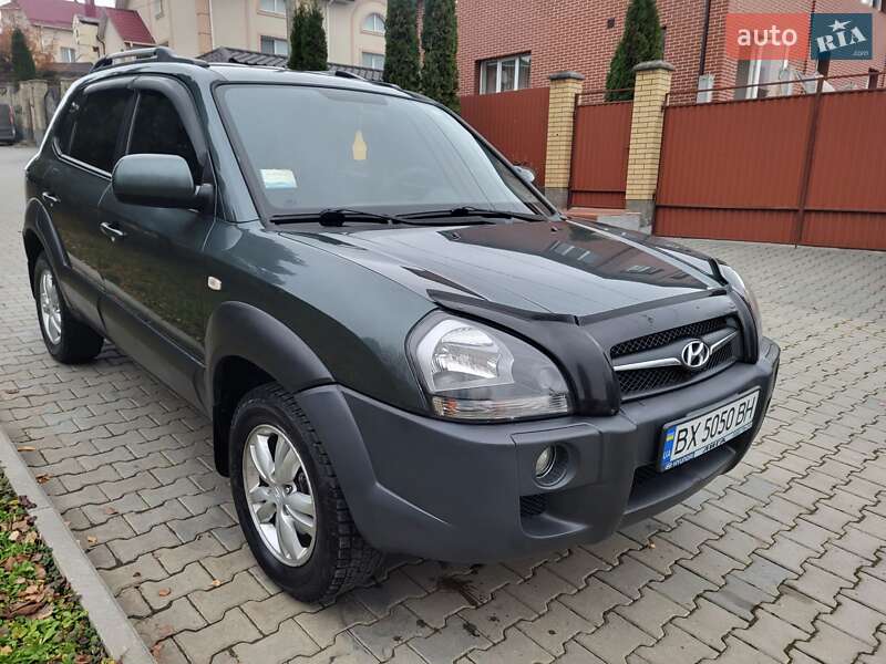 Позашляховик / Кросовер Hyundai Tucson 2012 в Хмельницькому фото 7 Позашляховик / Кросовер Hyundai Tucson 2012 в Хмельницькому