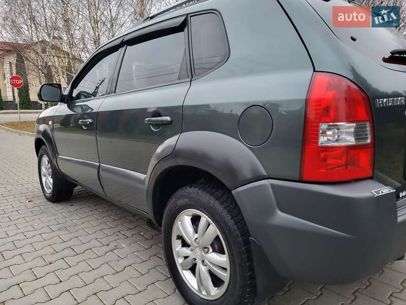 Позашляховик / Кросовер Hyundai Tucson 2012 в Хмельницькому фото 23 Позашляховик / Кросовер Hyundai Tucson 2012 в Хмельницькому