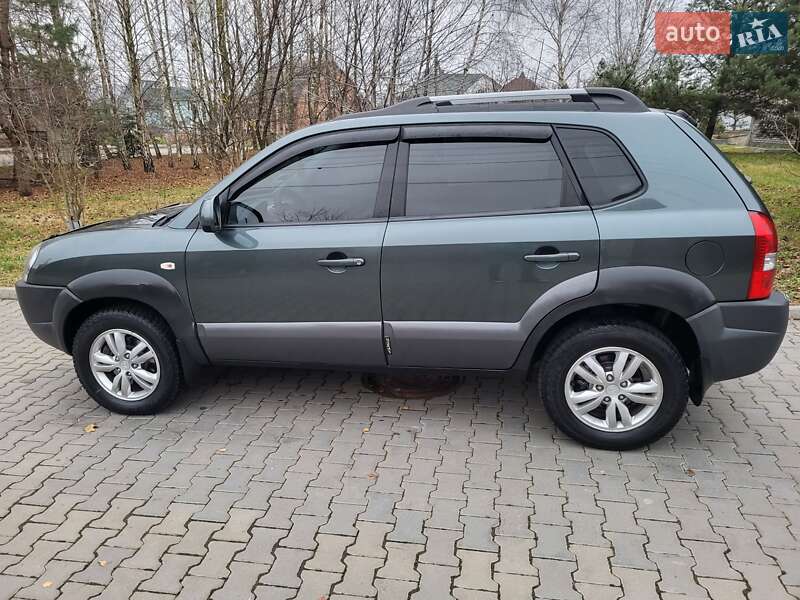 Позашляховик / Кросовер Hyundai Tucson 2012 в Хмельницькому фото 29 Позашляховик / Кросовер Hyundai Tucson 2012 в Хмельницькому