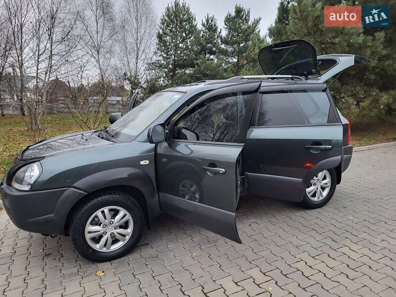Позашляховик / Кросовер Hyundai Tucson 2012 в Хмельницькому фото 54 Позашляховик / Кросовер Hyundai Tucson 2012 в Хмельницькому