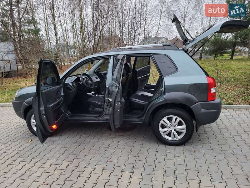 Позашляховик / Кросовер Hyundai Tucson 2012 в Хмельницькому фото 58 Позашляховик / Кросовер Hyundai Tucson 2012 в Хмельницькому