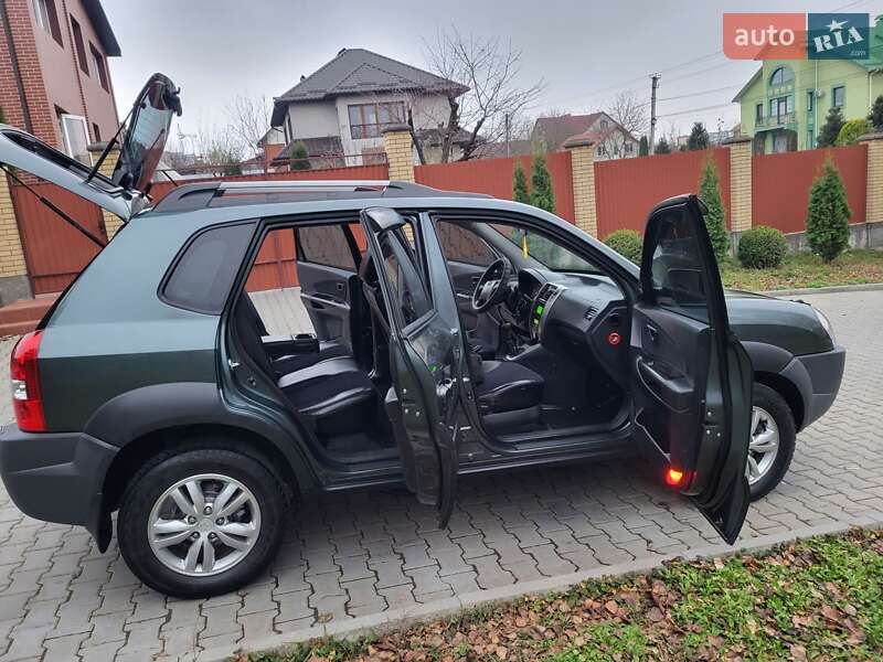 Позашляховик / Кросовер Hyundai Tucson 2012 в Хмельницькому фото 78 Позашляховик / Кросовер Hyundai Tucson 2012 в Хмельницькому