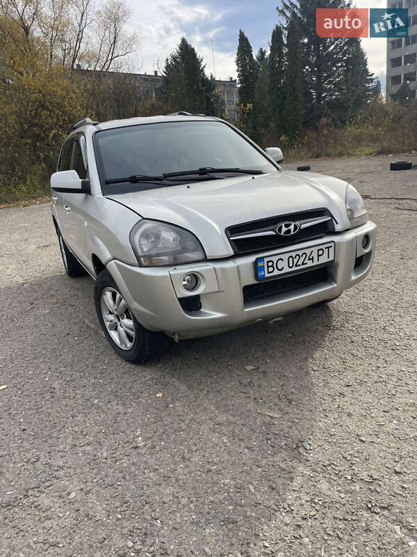 Внедорожник / Кроссовер Hyundai Tucson 2008 в Новом Роздоле