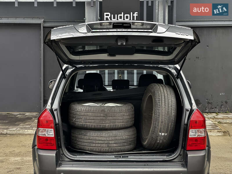 Внедорожник / Кроссовер Hyundai Tucson 2008 в Киеве фото 42 Внедорожник / Кроссовер Hyundai Tucson 2008 в Киеве
