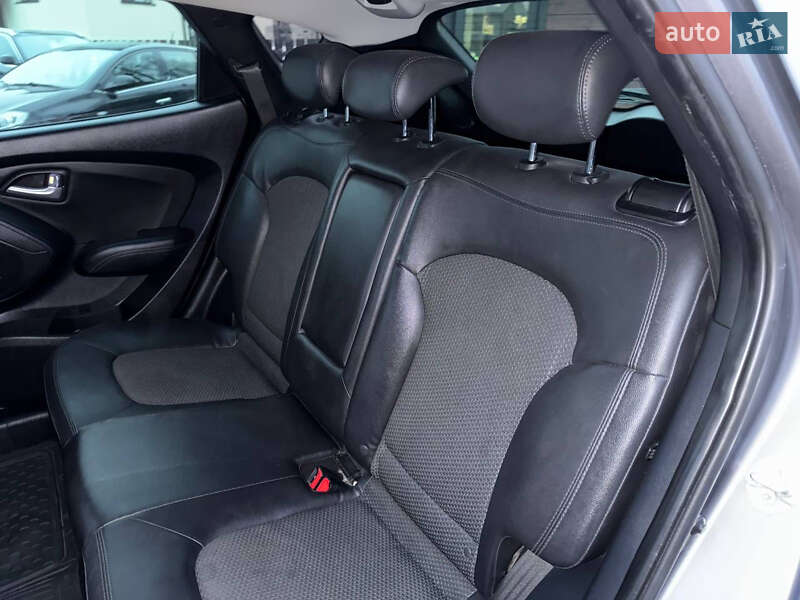 Внедорожник / Кроссовер Hyundai Tucson 2013 в Стрые