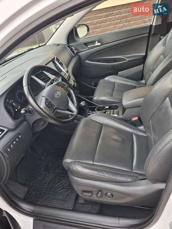 Внедорожник / Кроссовер Hyundai Tucson 2017 в Ивано-Франковске