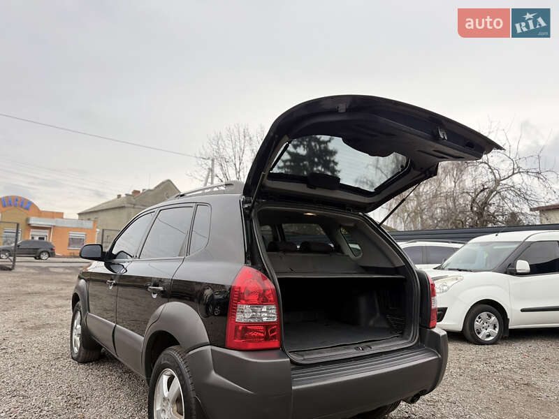 Внедорожник / Кроссовер Hyundai Tucson 2008 в Мене