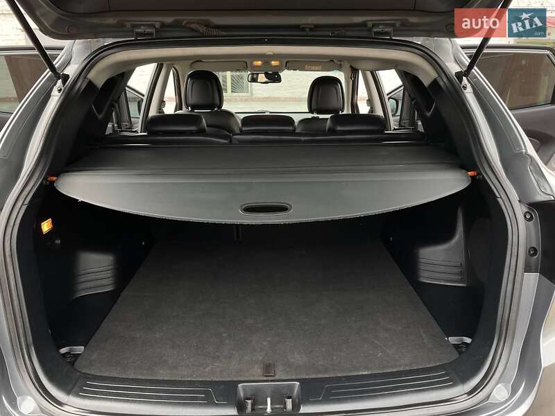 Внедорожник / Кроссовер Hyundai Tucson 2015 в Зеленодольской