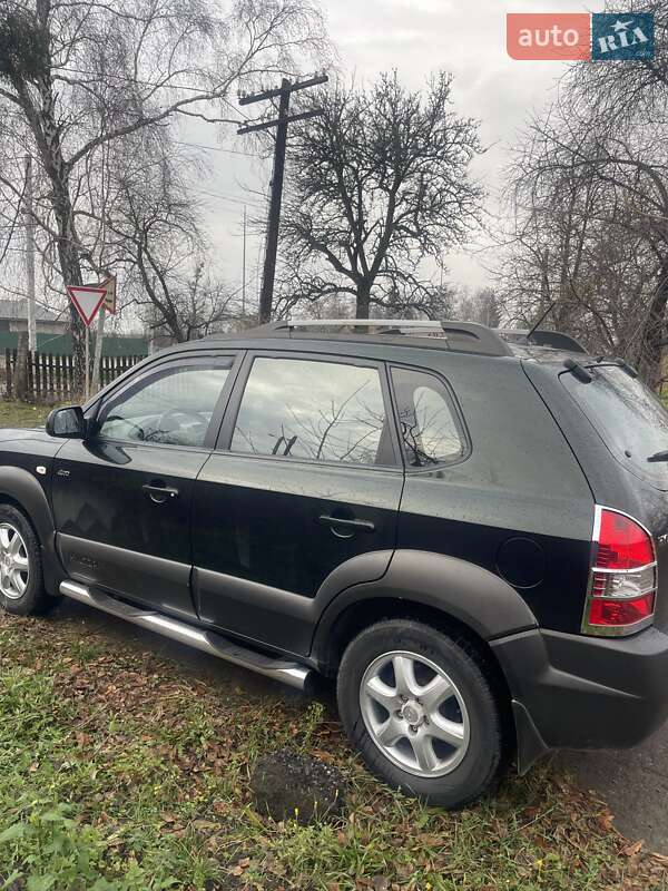 Внедорожник / Кроссовер Hyundai Tucson 2005 в Житомире
