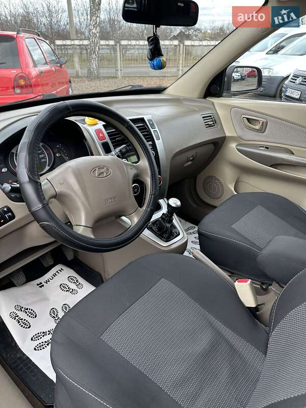 Внедорожник / Кроссовер Hyundai Tucson 2009 в Смеле