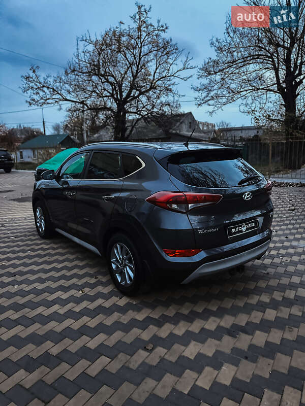 Внедорожник / Кроссовер Hyundai Tucson 2017 в Николаеве