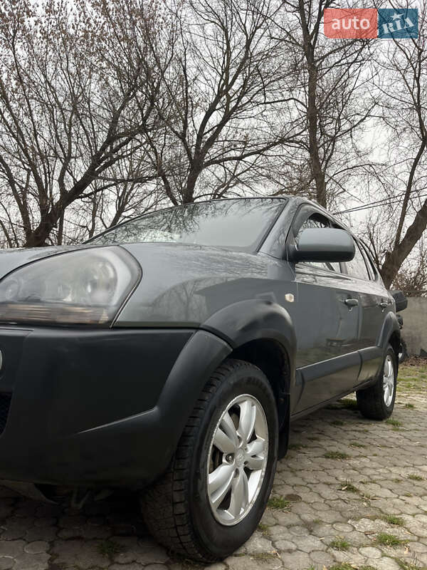 Внедорожник / Кроссовер Hyundai Tucson 2011 в Ровно