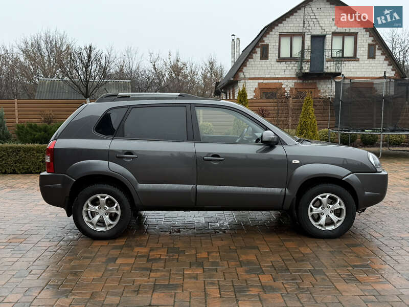 Внедорожник / Кроссовер Hyundai Tucson 2009 в Чернигове