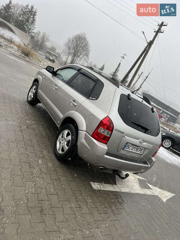 Позашляховик / Кросовер Hyundai Tucson 2006 в Старому Самборі фото 11 Позашляховик / Кросовер Hyundai Tucson 2006 в Старому Самборі