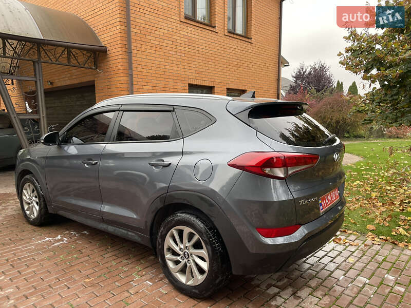 Внедорожник / Кроссовер Hyundai Tucson 2015 в Борисполе