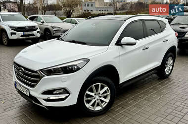 Позашляховик / Кросовер Hyundai Tucson 2016 в Кам'янець-Подільському