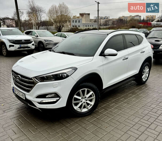 Внедорожник / Кроссовер Hyundai Tucson 2016 в Каменец-Подольском фото Внедорожник / Кроссовер Hyundai Tucson 2016 в Каменец-Подольском