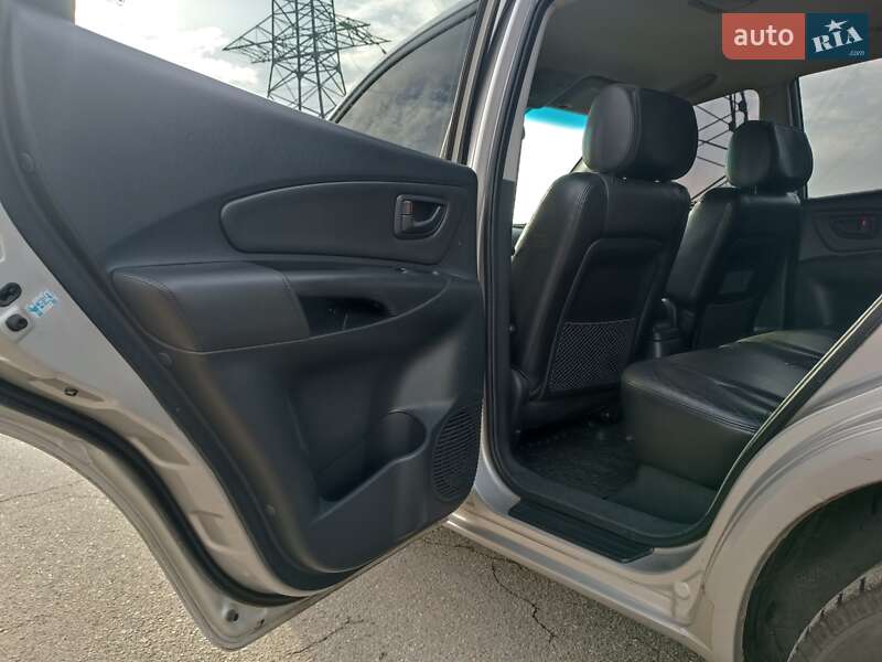 Внедорожник / Кроссовер Hyundai Tucson 2005 в Харькове фото 13 Внедорожник / Кроссовер Hyundai Tucson 2005 в Харькове