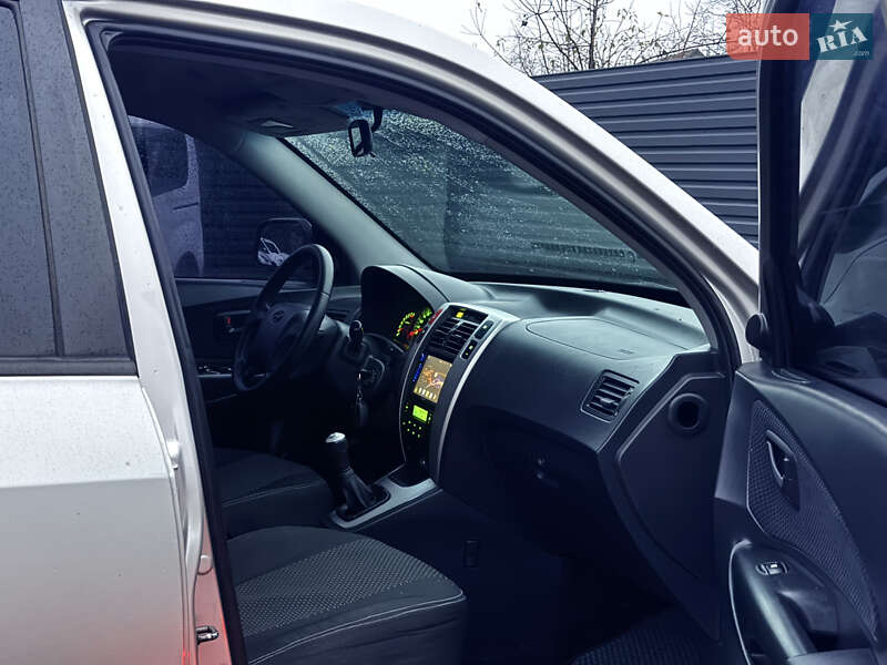 Внедорожник / Кроссовер Hyundai Tucson 2007 в Мене